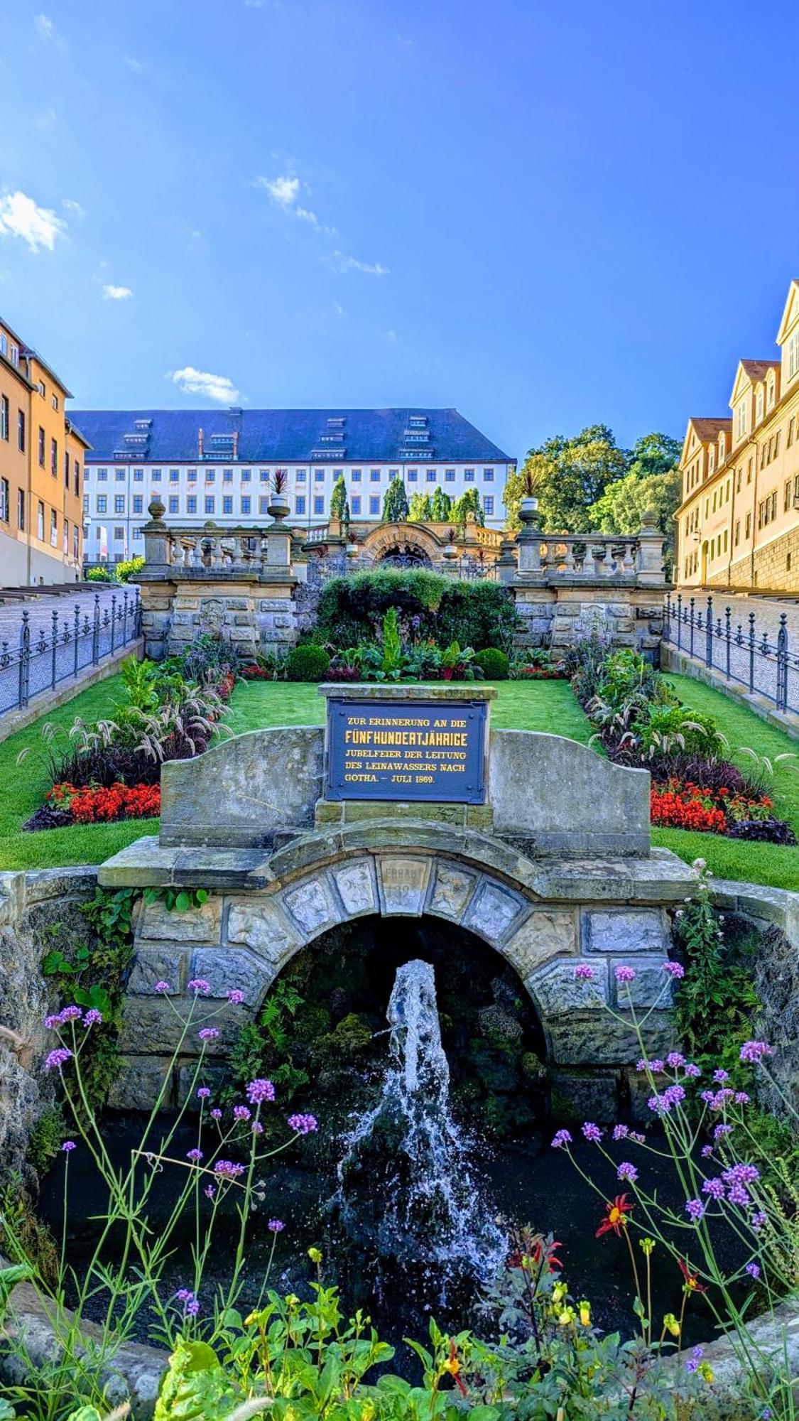 Fewo Urban Gotha - Apartment Orangerie - Am Schlosspark- Parken An Der Der Tuer- Barrierefrei, 900 Meter Zum Bahnhof - Wallbox Buitenkant foto